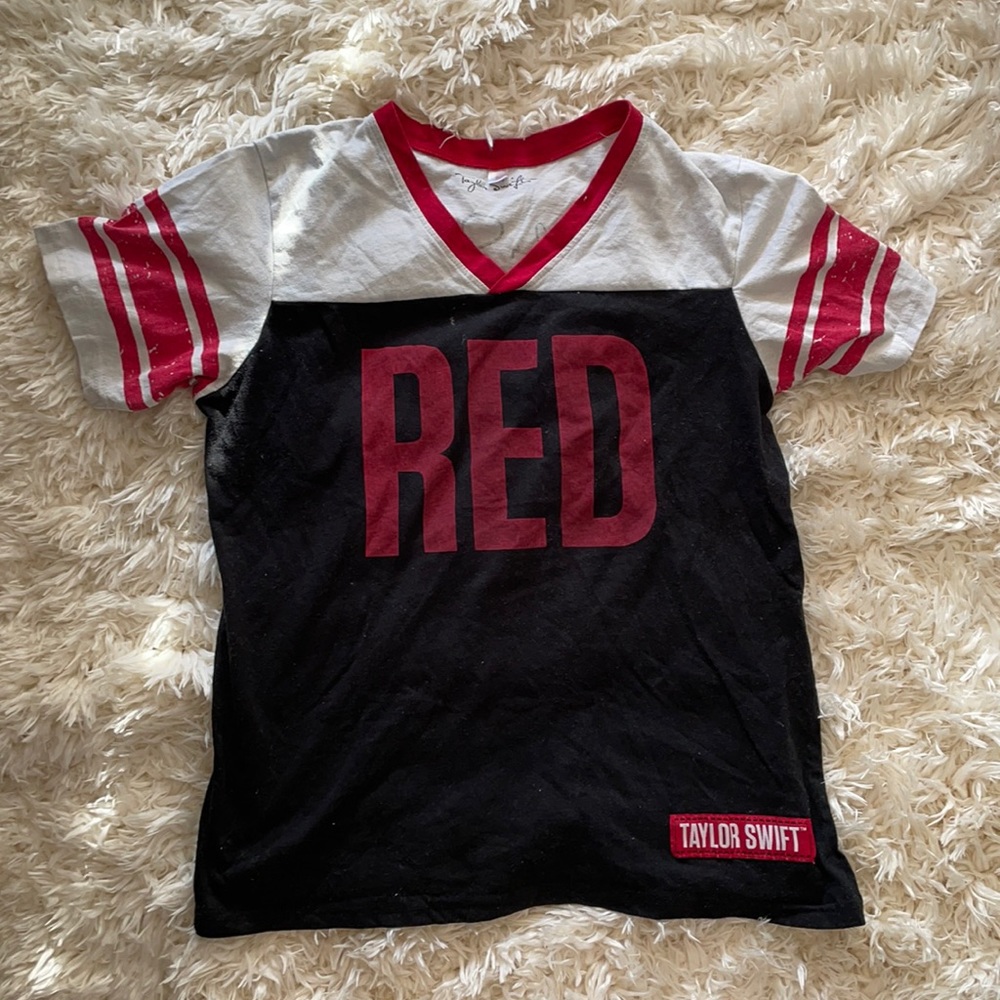 Taylor Swift RED Short Sleeve Shirt